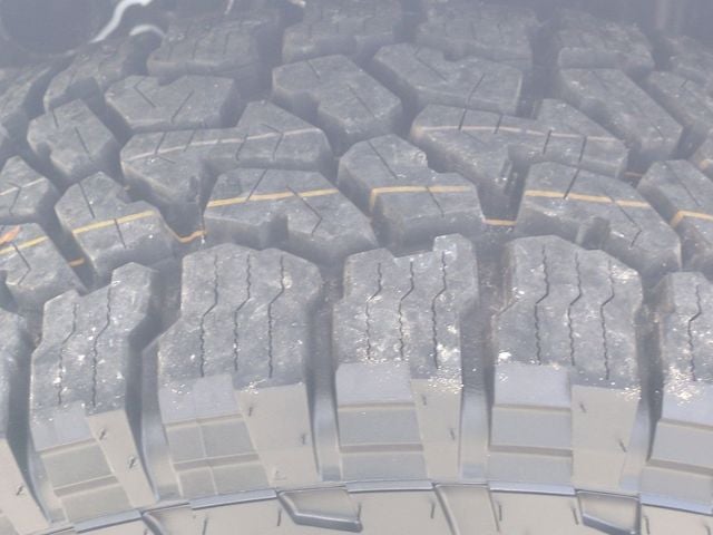 2026 Jeep Gladiator GLADIATOR SHADOW OPS 4X4