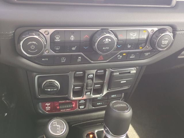 2026 Jeep Gladiator GLADIATOR SHADOW OPS 4X4