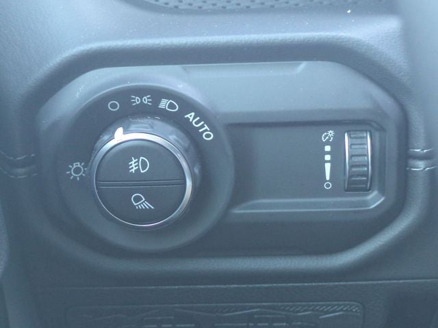 2026 Jeep Gladiator GLADIATOR SHADOW OPS 4X4