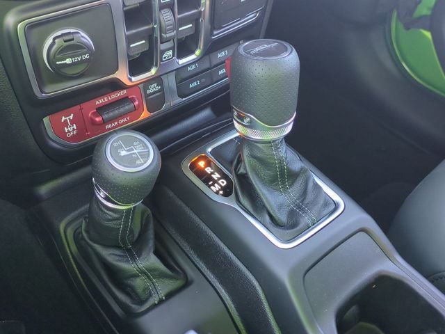 2025 Jeep Gladiator GLADIATOR MOJAVE X 4X4