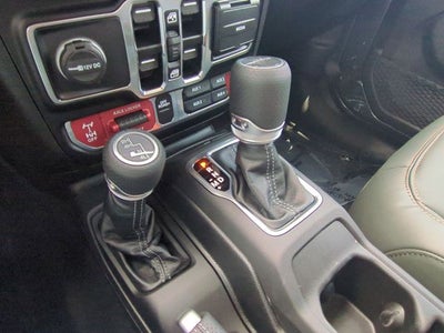 2025 Jeep Gladiator GLADIATOR MOJAVE 4X4