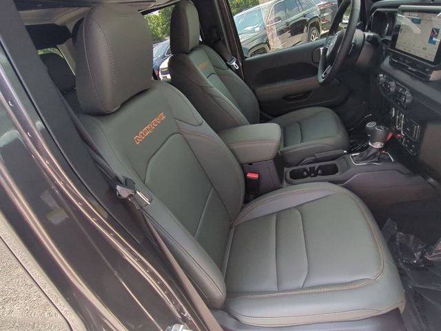 2025 Jeep Gladiator GLADIATOR MOJAVE 4X4