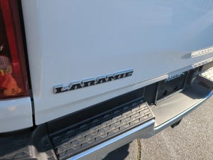 2022 RAM 1500 Laramie Crew Cab 4x2 5&#39;7&#39; Box