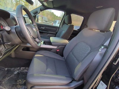 2026 RAM Ram 1500 RAM 1500 EXPRESS QUAD CAB 4X4 6'4' BOX