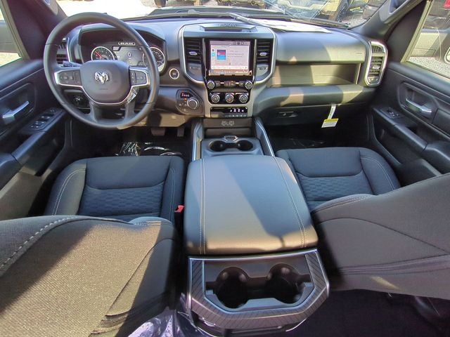 2026 RAM Ram 1500 RAM 1500 EXPRESS QUAD CAB 4X4 6'4' BOX