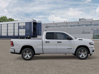 2026 RAM Ram 1500 RAM 1500 EXPRESS QUAD CAB 4X2 6'4' BOX