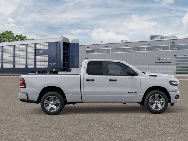 2026 RAM Ram 1500 RAM 1500 EXPRESS QUAD CAB 4X2 6'4' BOX