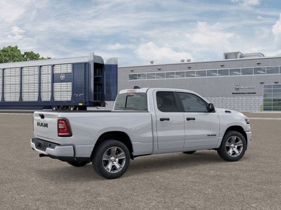 2026 RAM Ram 1500 RAM 1500 EXPRESS QUAD CAB 4X2 6'4' BOX