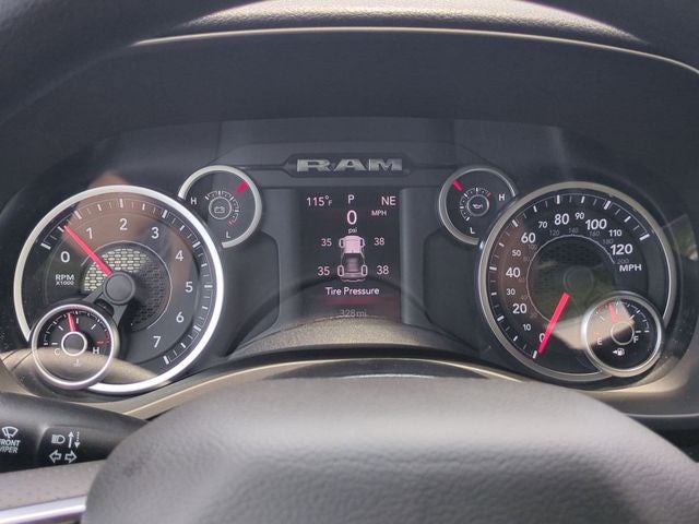 2026 RAM Ram 1500 RAM 1500 TRADESMAN QUAD CAB 4X2 6'4' BOX