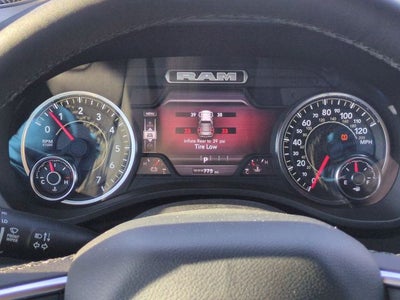 2025 RAM 1500 Big Horn Crew Cab 4x4 5'7' Box