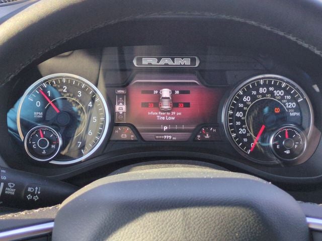 2025 RAM 1500 Big Horn Crew Cab 4x4 5'7' Box