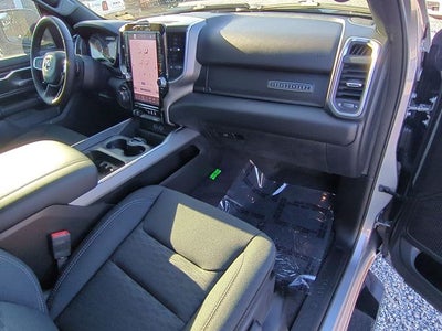 2025 RAM 1500 Big Horn Crew Cab 4x4 5'7' Box