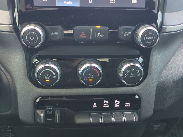 2026 RAM Ram 1500 RAM 1500 WARLOCK CREW CAB 4X4 5'7' BOX