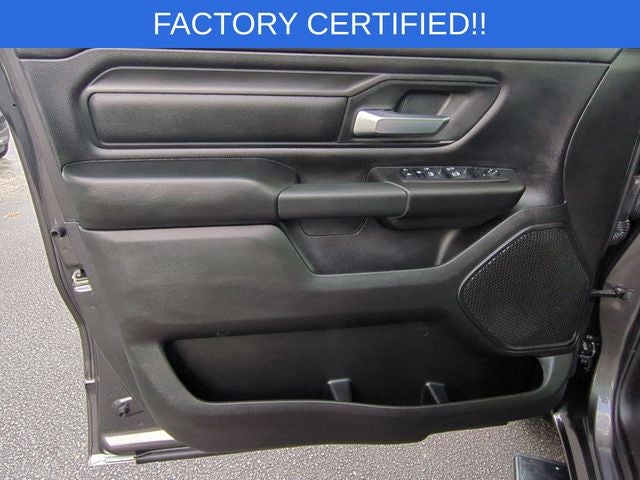 2024 RAM 1500 Tradesman Crew Cab 4x4 5'7' Box