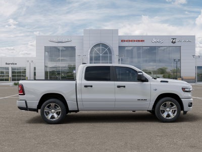 2026 RAM Ram 1500 RAM 1500 EXPRESS CREW CAB 4X4 5'7' BOX