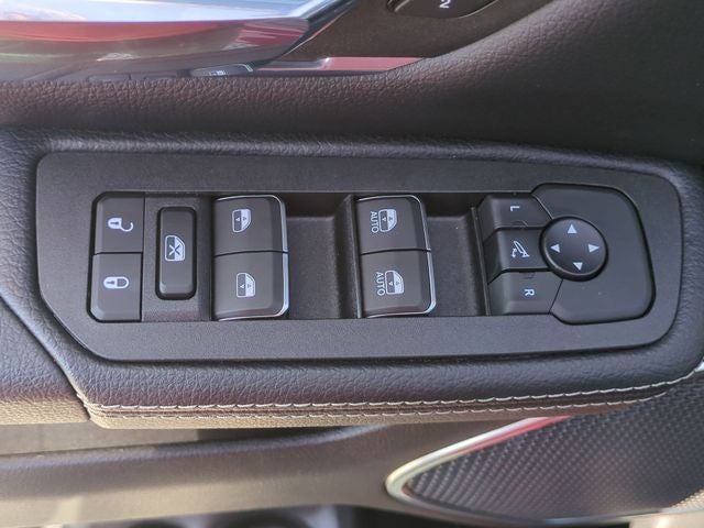 2025 RAM Ram 1500 RAM 1500 LARAMIE CREW CAB 4X4 5'7' BOX