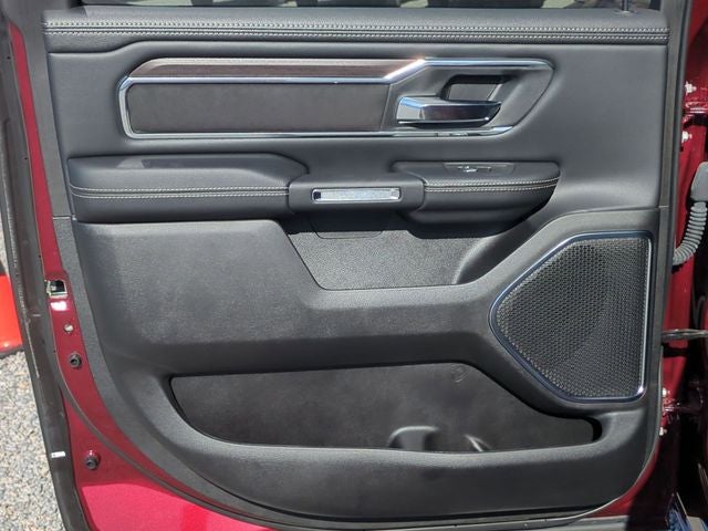 2025 RAM Ram 1500 RAM 1500 LARAMIE CREW CAB 4X4 5'7' BOX