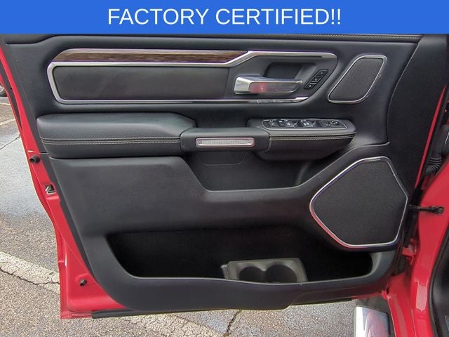 2019 RAM 1500 Laramie Crew Cab 4x4 5'7' Box