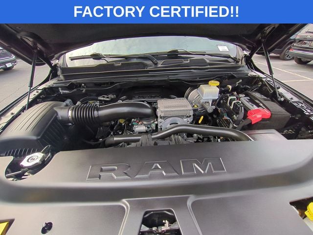 2024 RAM 1500 Laramie Crew Cab 4x4 5'7' Box