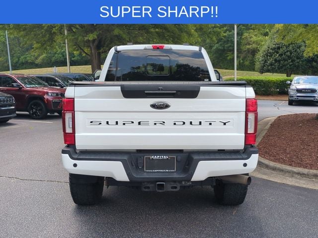 2022 Ford F-350 LARIAT