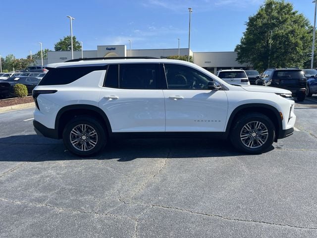 2026 Chevrolet Traverse FWD LT