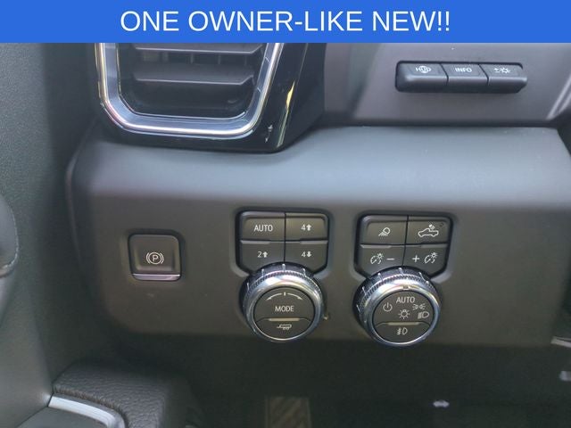 2024 GMC Sierra 2500HD 4WD Crew Cab Standard Bed Denali