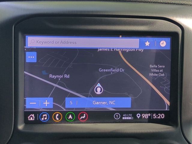 2020 GMC Sierra 1500 4WD Crew Cab Short Box AT4