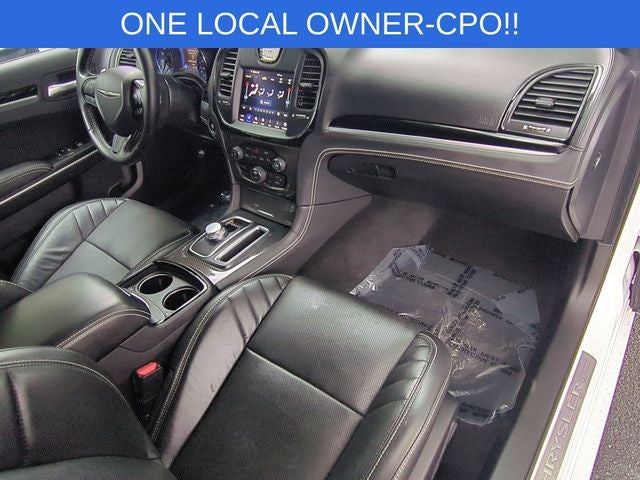 2023 Chrysler 300 300C