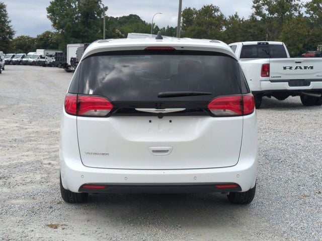 2026 Chrysler Voyager VOYAGER LX