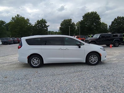 2026 Chrysler Voyager VOYAGER LX