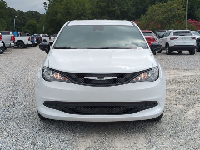 2026 Chrysler Voyager VOYAGER LX