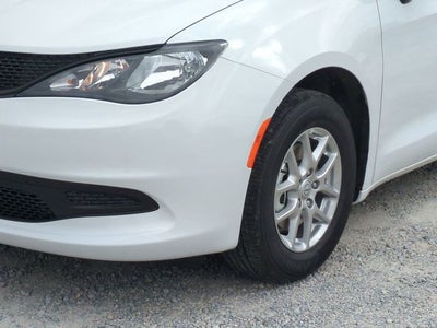 2026 Chrysler Voyager VOYAGER LX