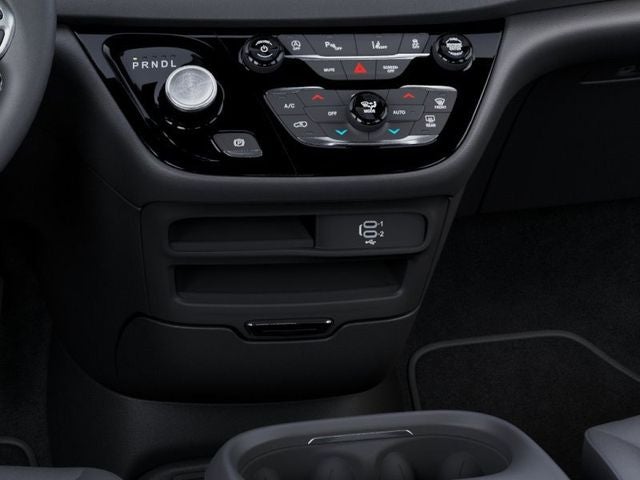 2026 Chrysler Voyager VOYAGER LX