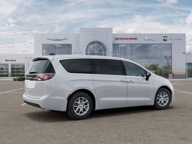 2026 Chrysler Voyager VOYAGER LX