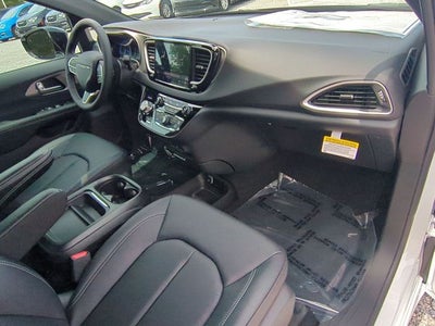 2027 Chrysler Pacifica PACIFICA LX