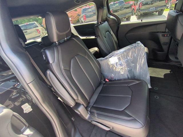 2027 Chrysler Pacifica PACIFICA LX