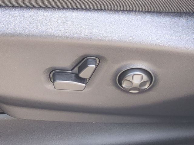 2027 Chrysler Pacifica PACIFICA LIMITED