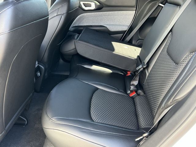 2026 Jeep Compass COMPASS LATITUDE 4X4