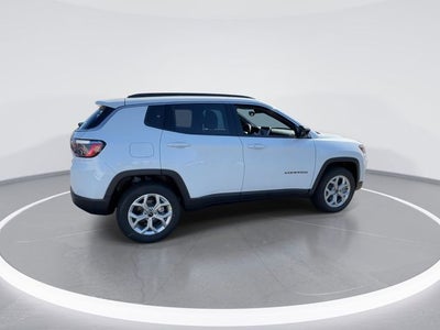 2026 Jeep Compass COMPASS LATITUDE 4X4