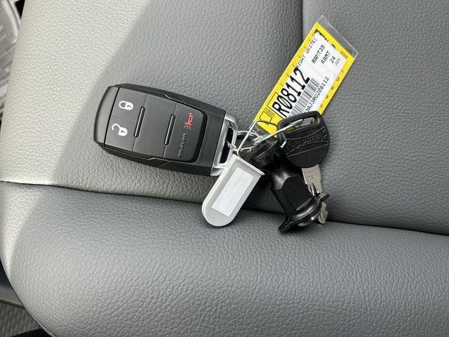 2024 RAM Ram 3500 RAM 3500 TRADESMAN REGULAR CAB 4X4 8' BOX