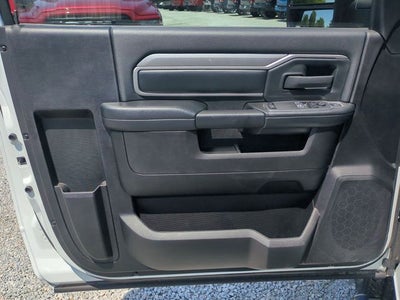2024 RAM 3500 Tradesman Regular Cab 4x4 8' Box