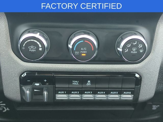 2024 RAM 3500 Tradesman Regular Cab 4x4 8' Box