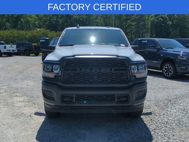 2024 RAM 3500 Tradesman Regular Cab 4x4 8' Box