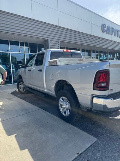 2025 RAM 2500 Tradesman Crew Cab 4x4 6'4' Box