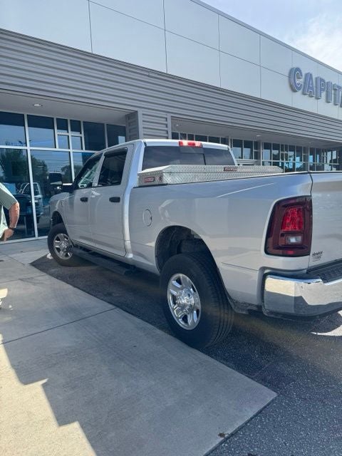 2025 RAM 2500 Tradesman Crew Cab 4x4 6'4' Box