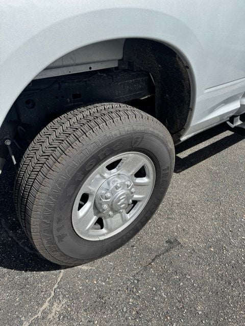 2025 RAM 2500 Tradesman Crew Cab 4x4 6'4' Box