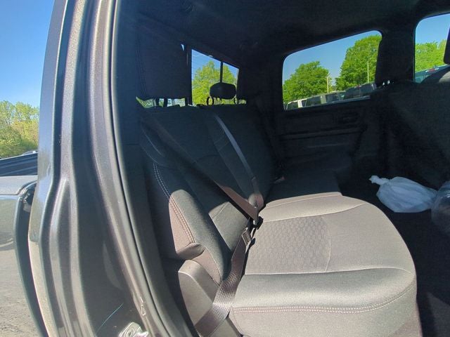 2026 RAM Ram 2500 RAM 2500 BLACK EXPRESS CREW CAB 4X4 6'4' BOX