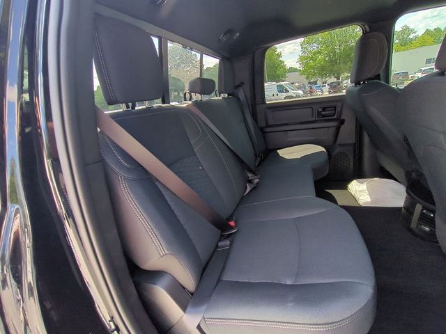 2026 RAM Ram 2500 RAM 2500 BLACK EXPRESS CREW CAB 4X4 6'4' BOX
