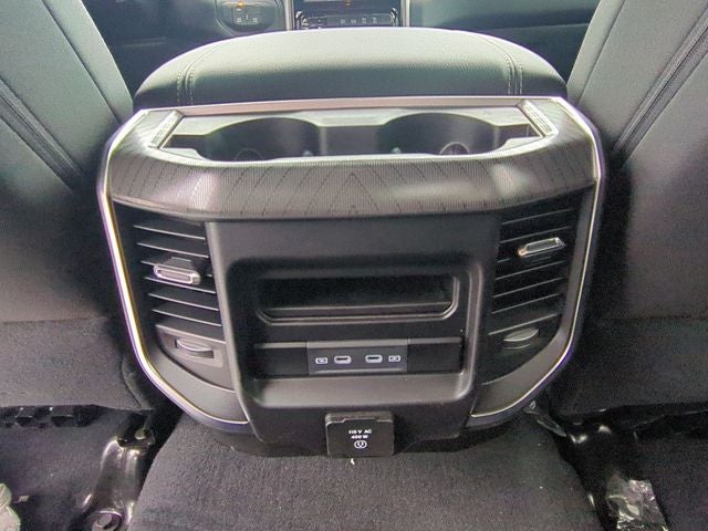 2026 RAM 3500 RAM 3500 BIG HORN CREW CAB 4X4 8' BOX