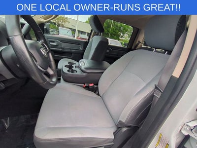 2020 RAM 3500 Big Horn Crew Cab 4x4 8' Box